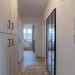 Lauterliebe Stilvolles I Zentral I Bergblick & Einkauf Vor Der Tuer I Stellplatz Apartment *