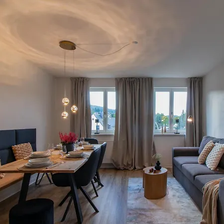 Lauterliebe Stilvolles I Zentral I Bergblick & Einkauf Vor Der Tuer I Stellplatz Apartment *